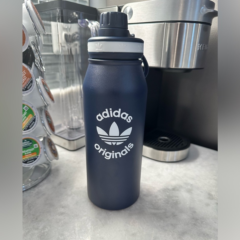 Adidas Originals 32oz Metal Water Bottle / Tumbler Hot/Cold Double Wall - NWT